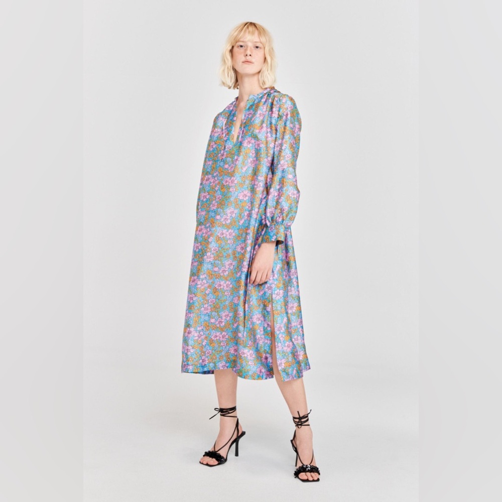 BAUM UND PFERDGARTEN Aradin Dress Floral Purple Blue Orange